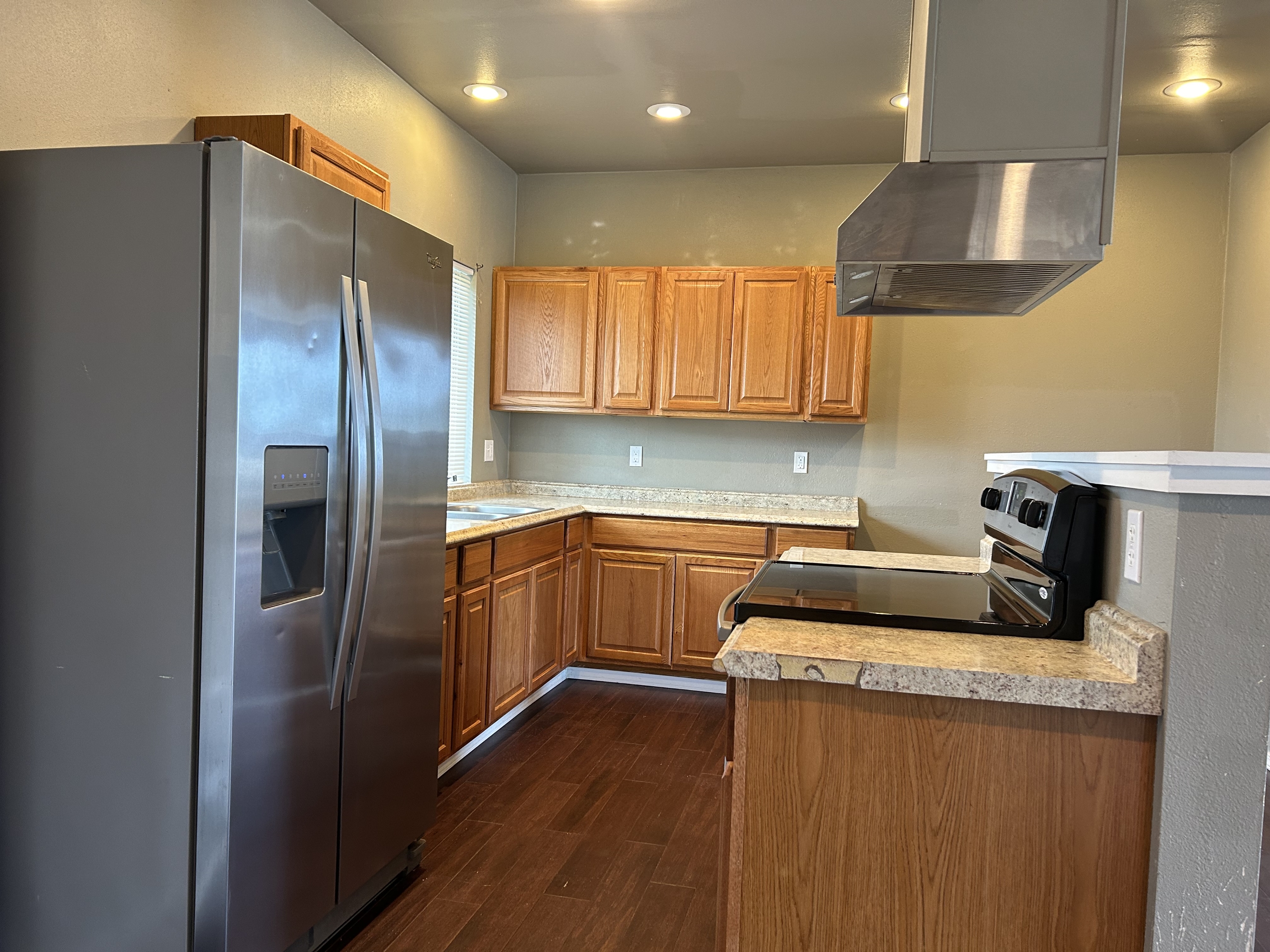 301 N Park #C