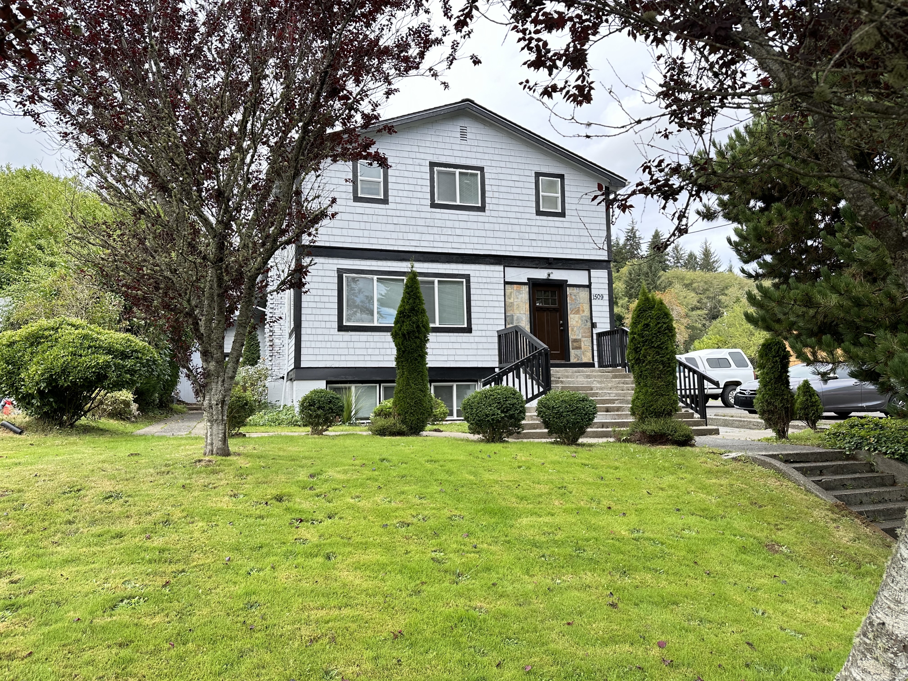 1509 N B Street #3