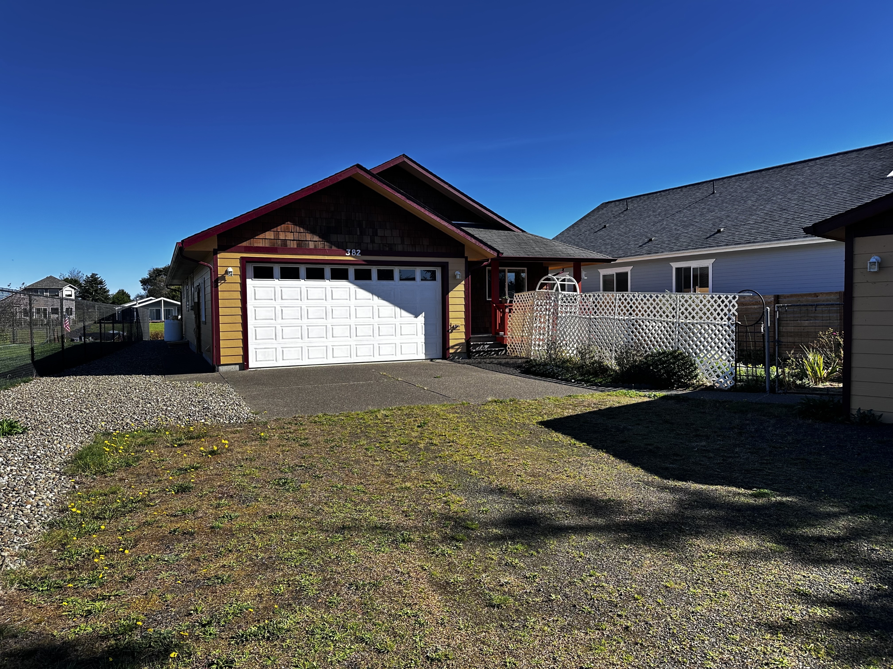 382 Eaglenest Court SE