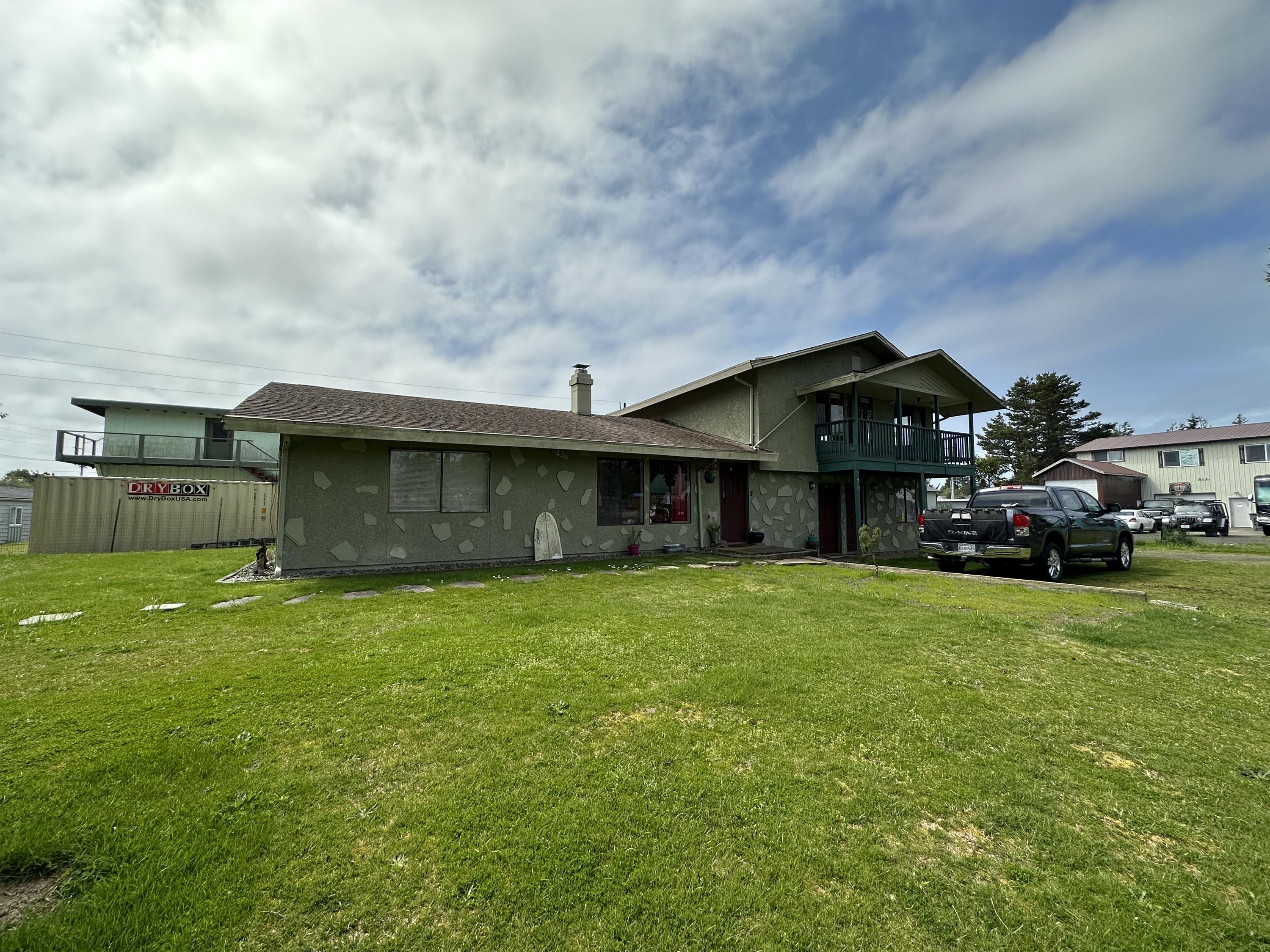 618 North Ocosta Street - 1