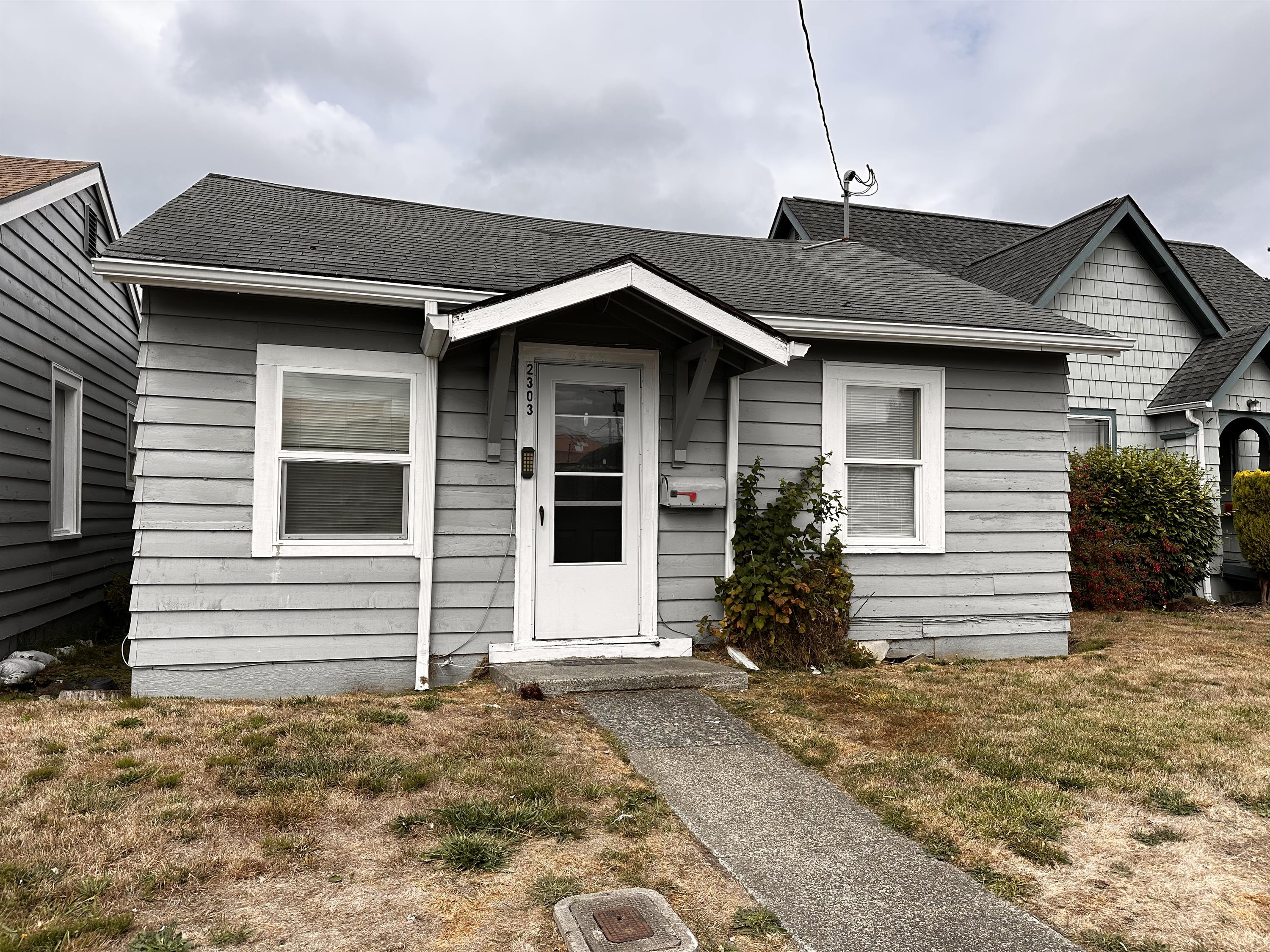 Property main image