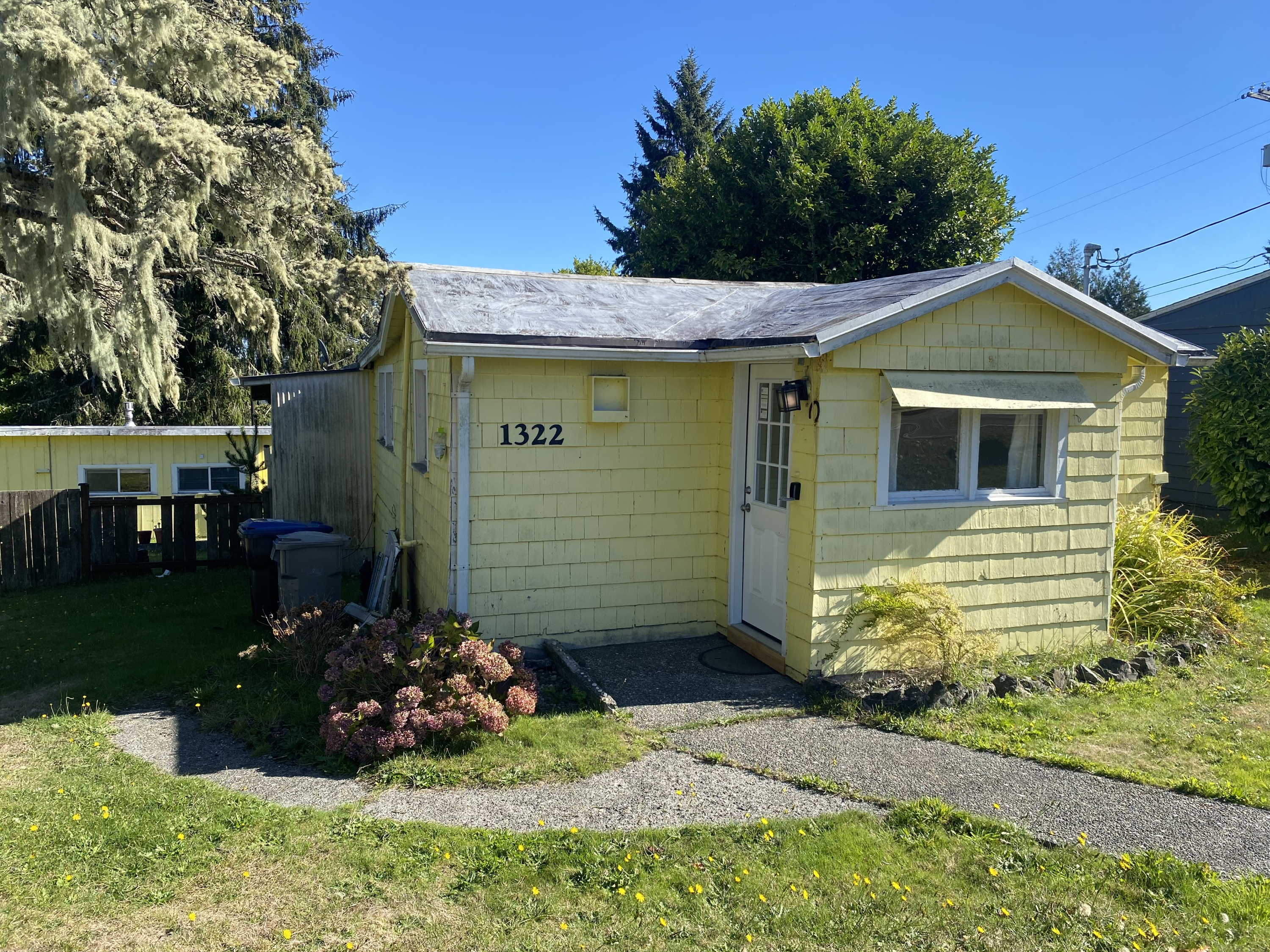 1322 South Montesano Street - 1